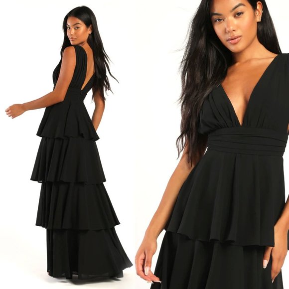 Lulus Dresses & Skirts - Lulus Amazing Evening Tiered Maxi Dress w/Plunging V-Neck & Gathered Waist Band